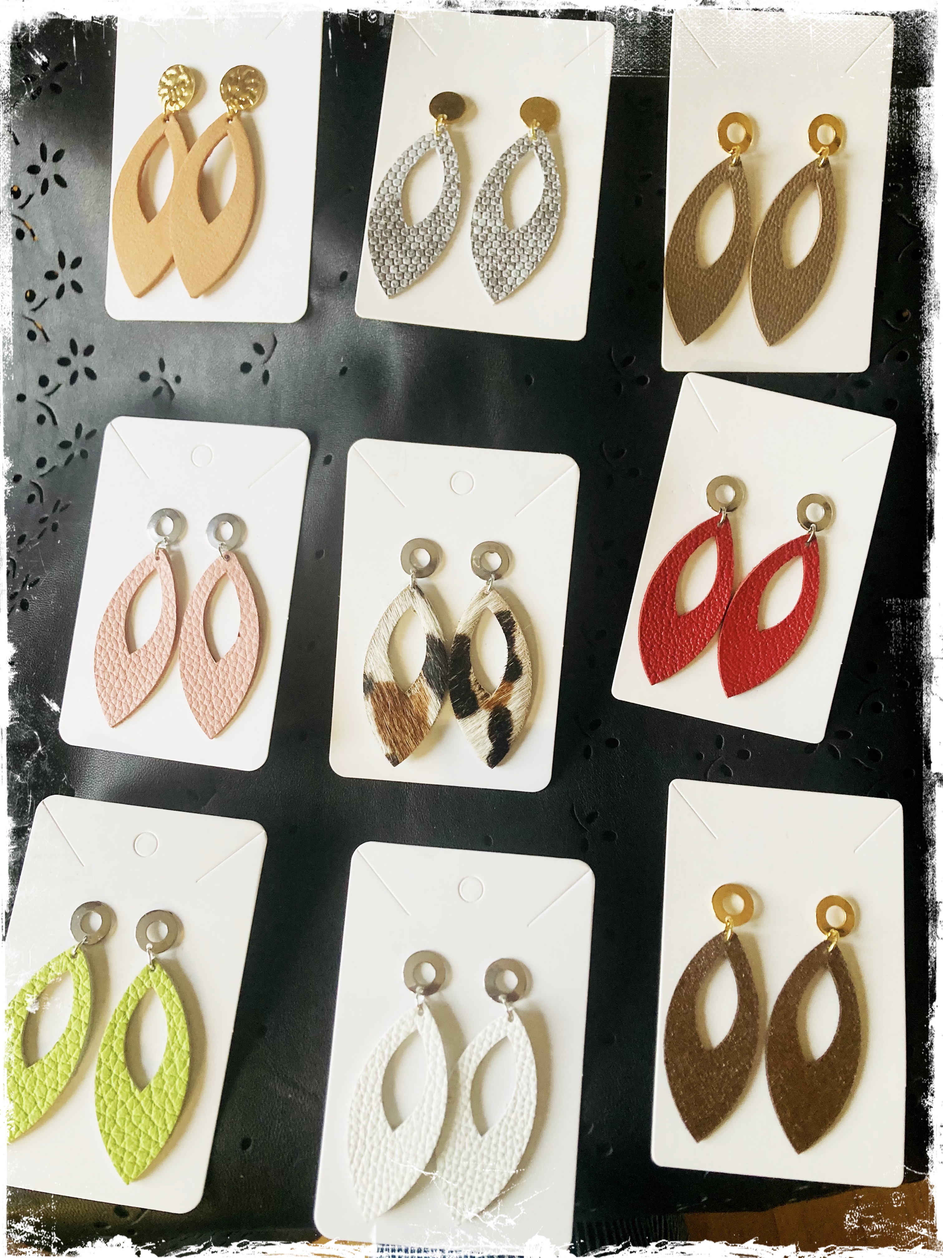 boucles d'oreilles avec fermoirs élegant 